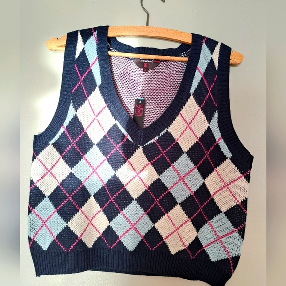 New argyle knit vest - Picture 1 of 4